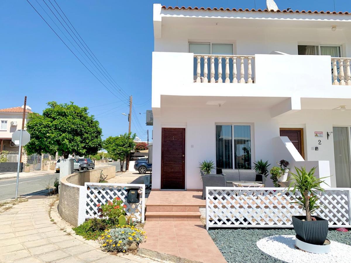 Ferienwohnung Diana Townhouse 1 Paphos Exterior foto